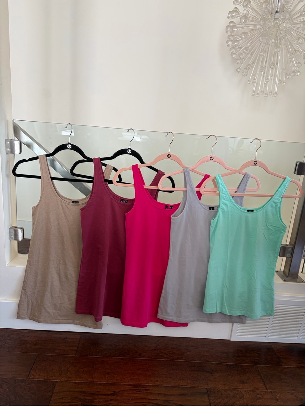 Vero Moda Scoop Neck Tank Tops - tunic length